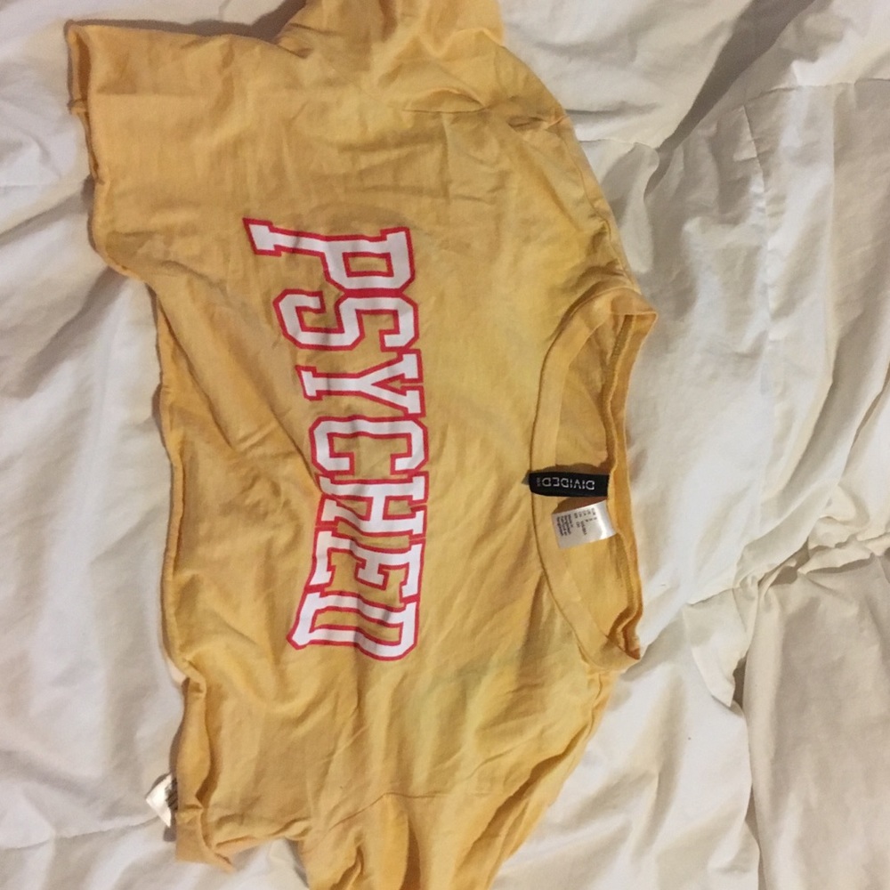 “psyched” super cropped t-shirt!